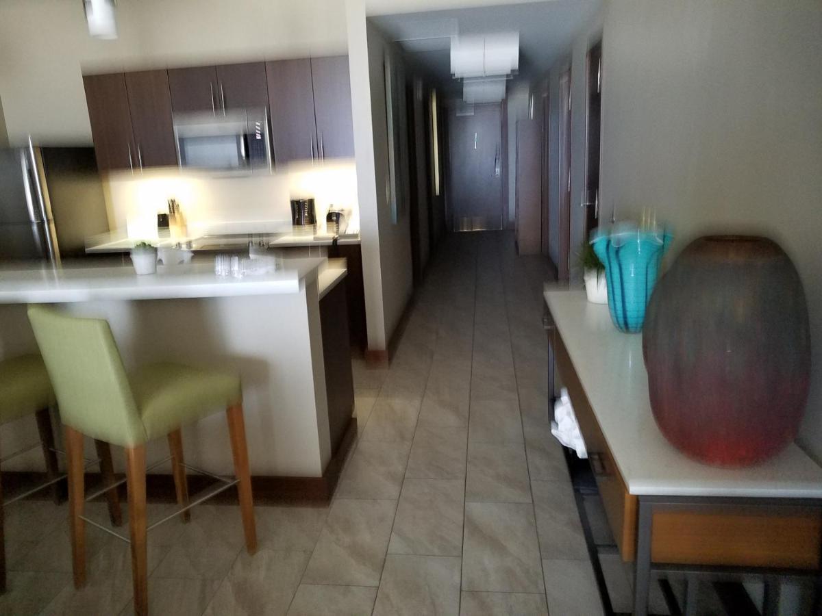 Dawn Beach Club Luxury Apartment Extérieur photo